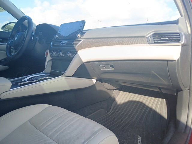 Used 2022 Honda Accord Touring image 17