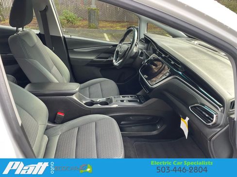Used 2022 Chevrolet Bolt LT image 51