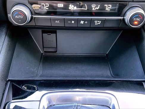 Used 2021 MAZDA CX-5 Touring image 16