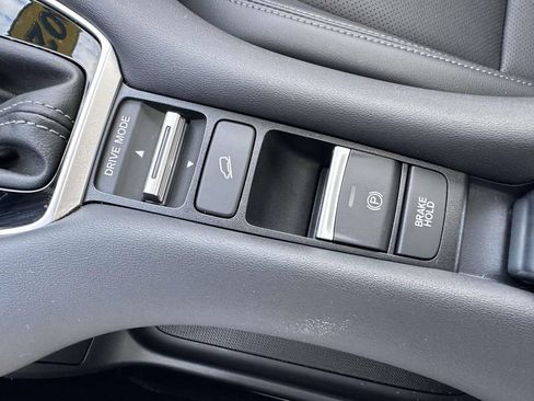 Certified 2024 Honda HR-V EX-L image 26