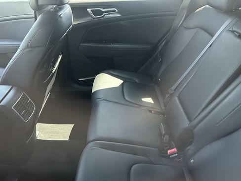 Used 2024 Kia Sportage EX FWD image 10