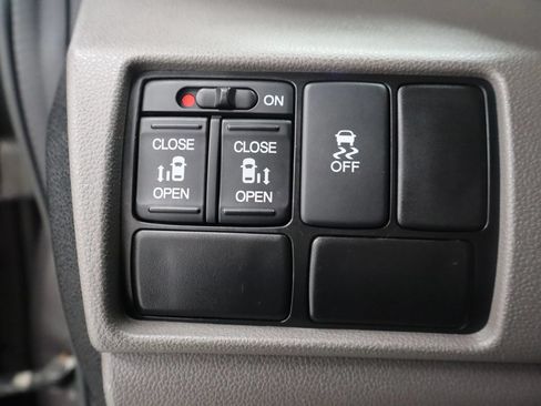 Used 2015 Honda Odyssey EX image 38