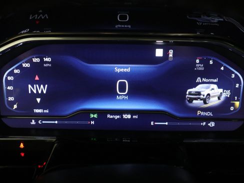 Used 2023 Chevrolet Silverado 1500 LT Trail Boss w/ Protection Package image 19