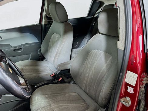 Used 2013 Chevrolet Sonic LT image 11