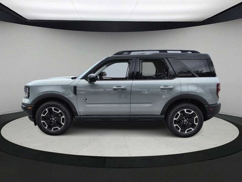 Used 2022 Ford Bronco Sport Outer Banks AWD/4WD image 5