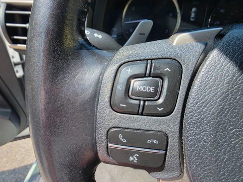 Used 2018 Lexus IS 300 AWD w/ Comfort Package image 18