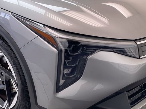 Certified 2025 Kia K4 EX image 11