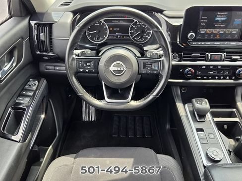 Used 2022 Nissan Pathfinder SV AWD/4WD image 13