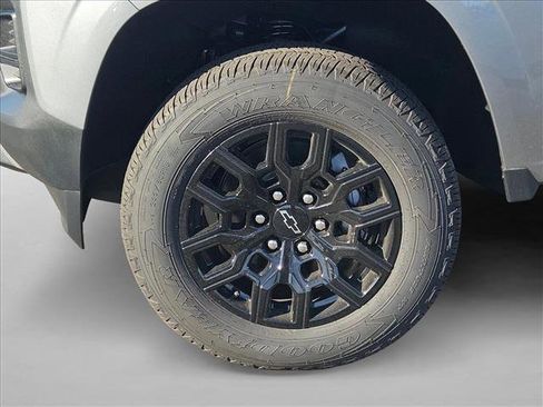 New 2026 Chevrolet Colorado W/T w/ WT Custom Package image 10