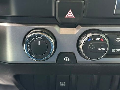 Used 2023 Toyota Tacoma SR AWD/4WD image 33