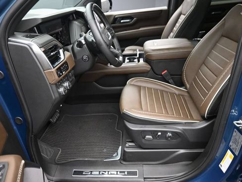 Used 2026 GMC Yukon XL Denali Ultimate AWD/4WD image 21