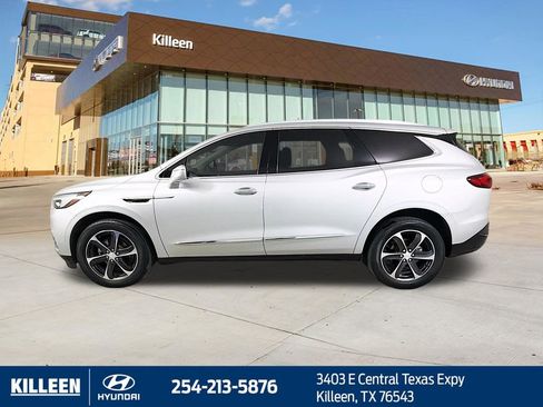 Used 2020 Buick Enclave Essence w/ Sport Touring Edition image 4