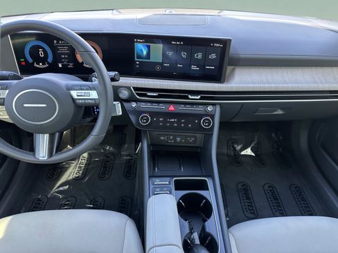Certified 2025 Hyundai Sonata SEL FWD image 12