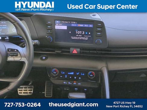 Certified 2025 Hyundai Elantra Sport FWD image 18