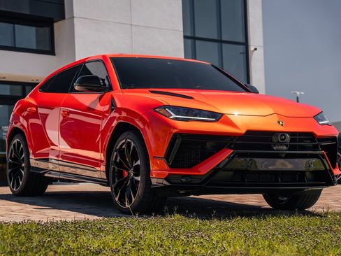 Used 2024 Lamborghini Urus S AWD/4WD image 8