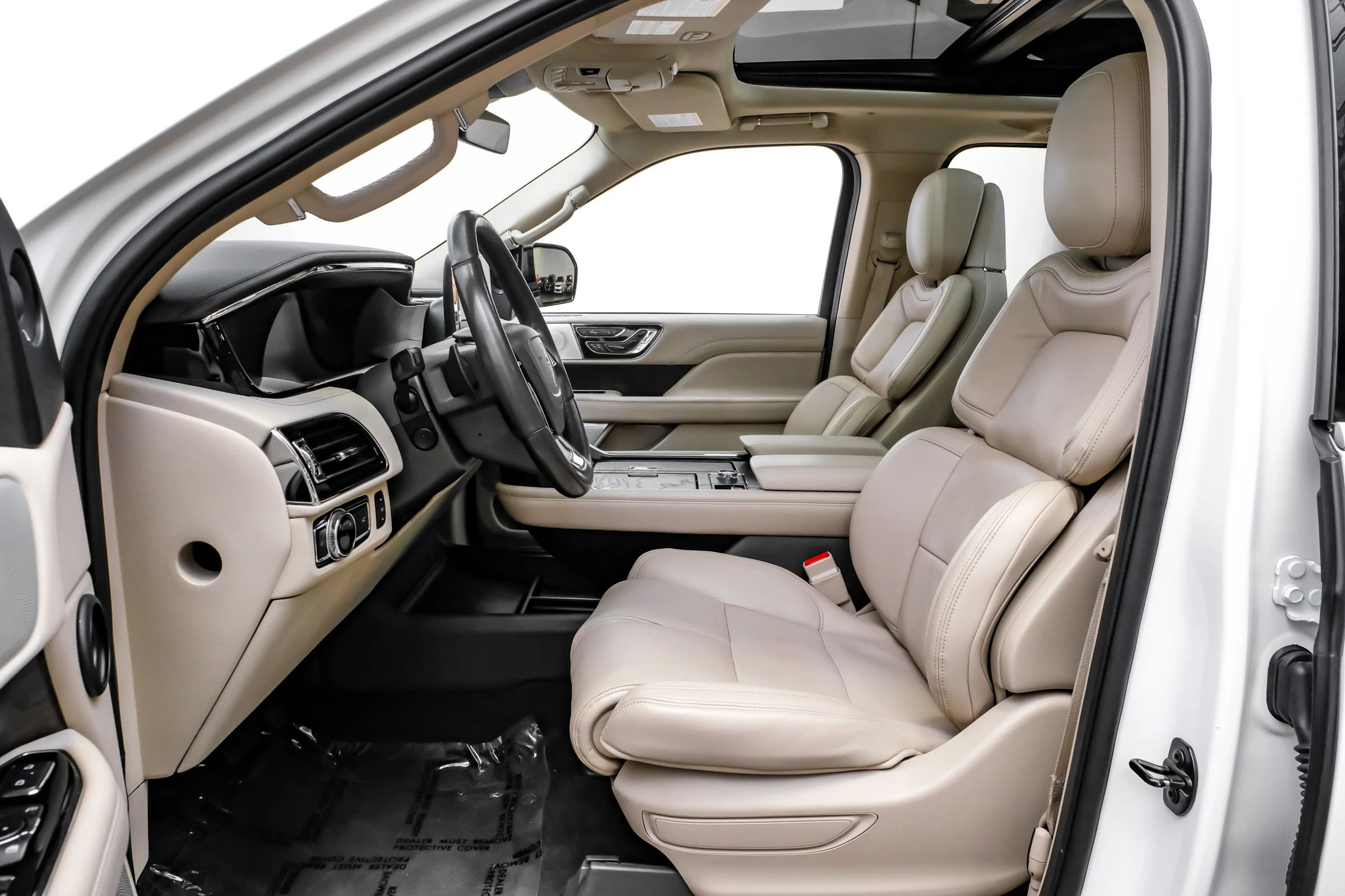 Used 2020 Lincoln Navigator Reserve w/ Luxury Package AWD/4WD image 26