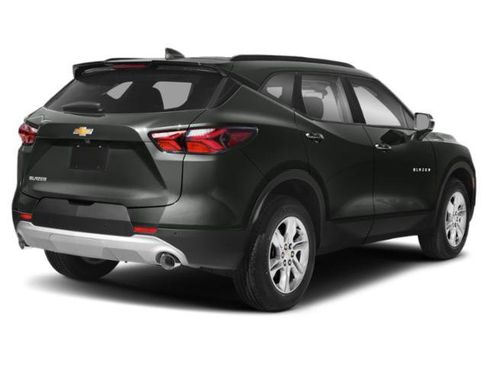 Used 2020 Chevrolet Blazer LT AWD/4WD image 2