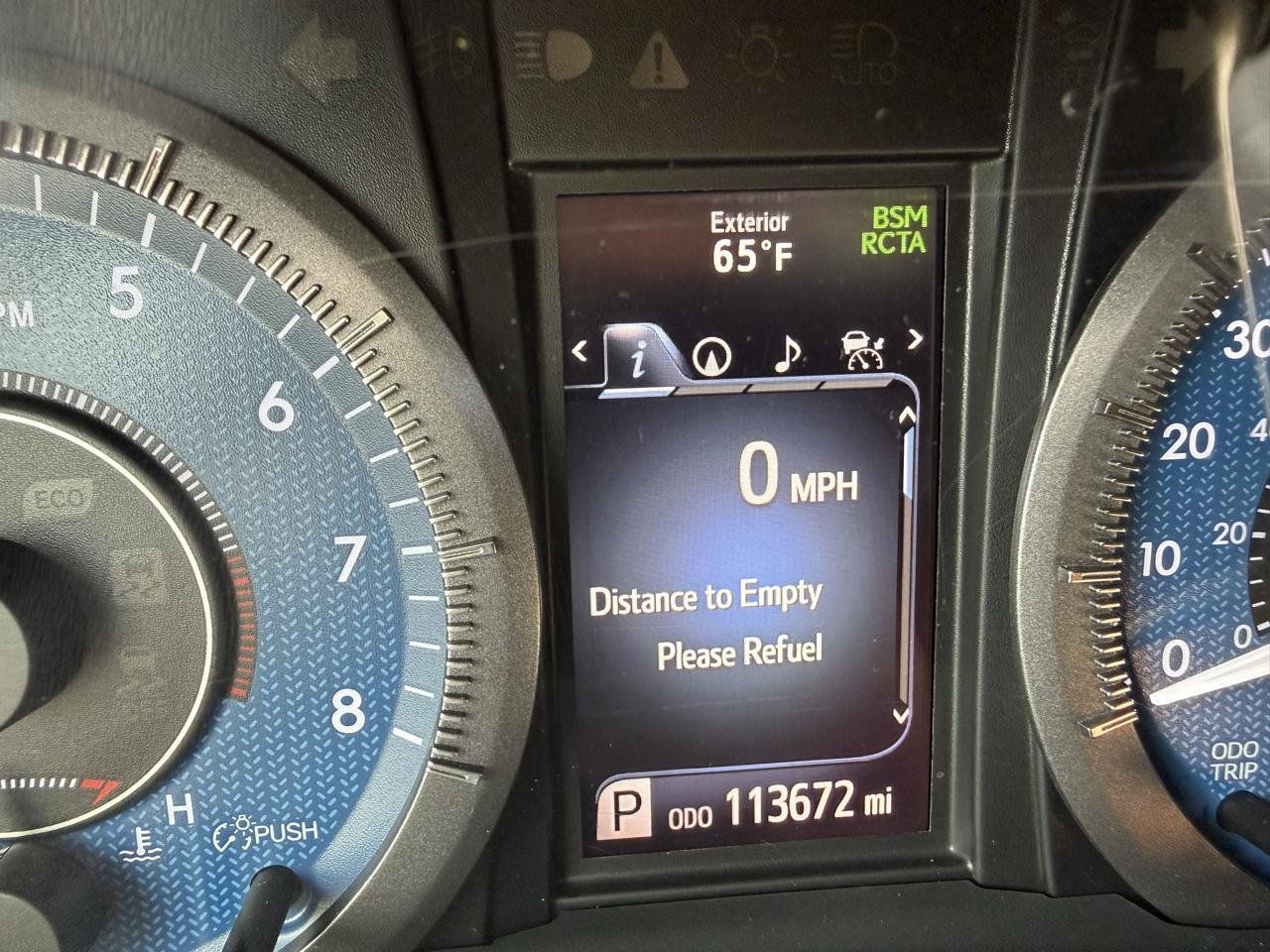 Used 2018 Toyota Sienna XLE w/ XLE Navigation Package FWD image 32