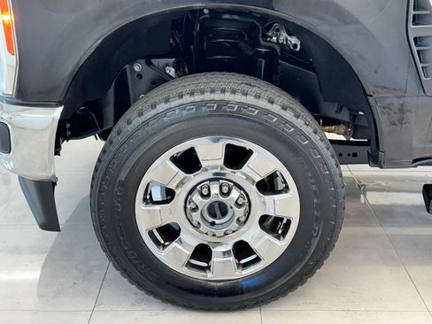 Used 2023 Ford F350 Lariat w/ Chrome Package AWD/4WD image 37