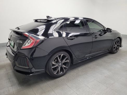 Used 2018 Honda Civic Sport Touring image 10