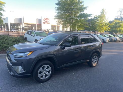 Used 2024 Toyota RAV4 LE image 4