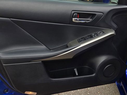 Used 2016 Lexus IS 200t w/ F Sport Package image 12