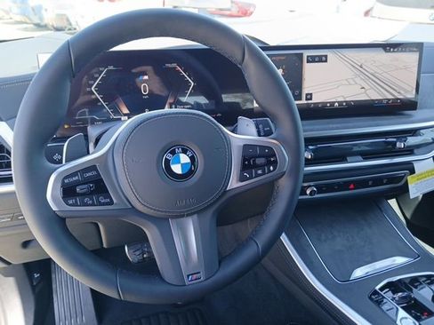 New 2026 BMW X5 sDrive40i image 21