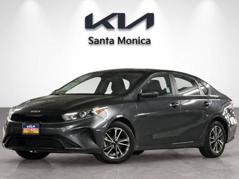 Certified 2023 Kia Forte LXS image 2