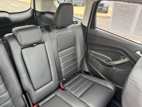 Used 2019 Ford Escape SEL image 15