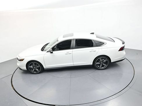Used 2024 Honda Accord Sport image 38