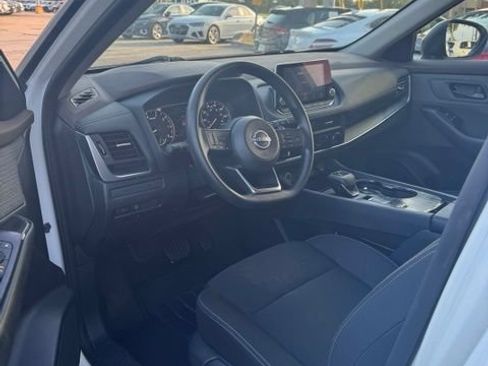 Used 2023 Nissan Rogue S FWD image 14