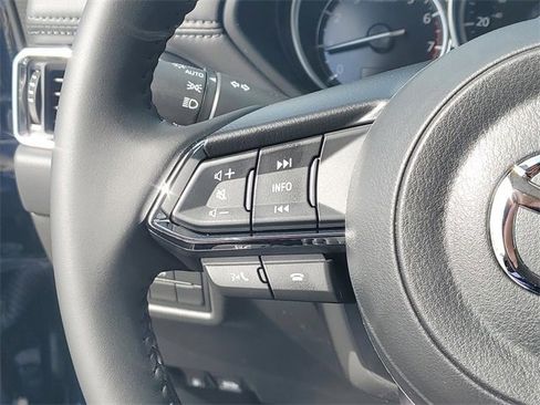 New 2025 MAZDA CX-5 AWD 2.5 S w/ Preferred Package image 21
