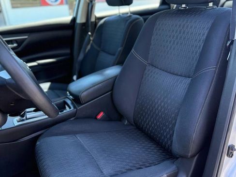 Used 2017 Nissan Altima 2.5 S w/ Power Driver Seat Package FWD image 8