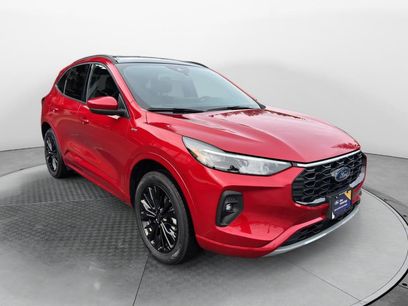 Used 2025 Ford Escape ST-Line Elite w/ Class II Trailer Tow Package