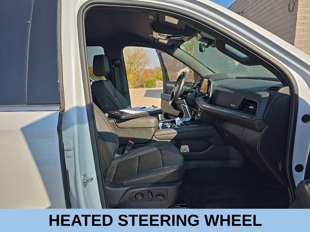 Used 2026 Chevrolet Tahoe High Country AWD/4WD image 22