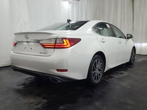 Used 2017 Lexus ES 350 FWD image 4