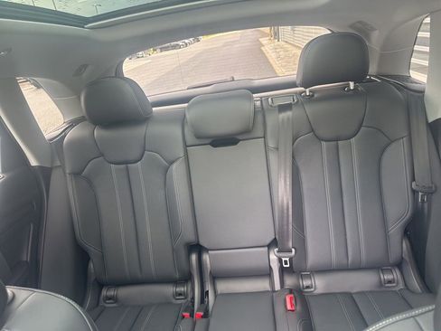 Certified 2024 Audi Q5 e Premium Plus AWD/4WD image 28
