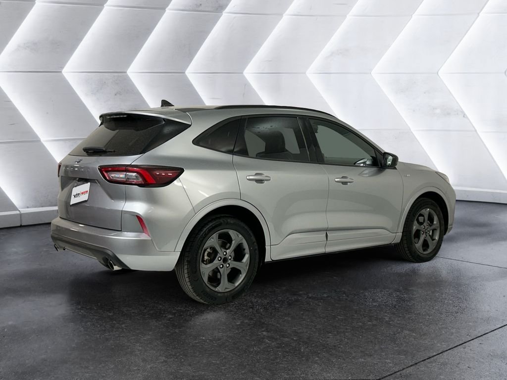 Used 2024 Ford Escape ST-Line FWD image 4