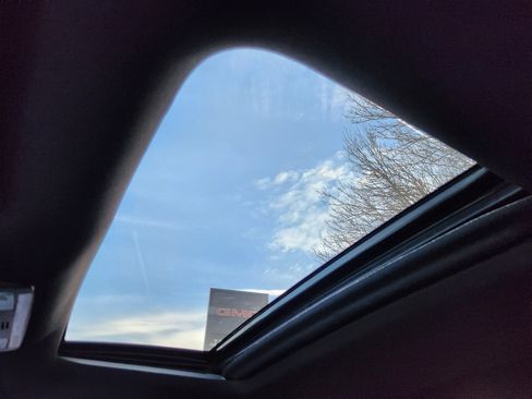 Used 2020 Toyota Tacoma image 30