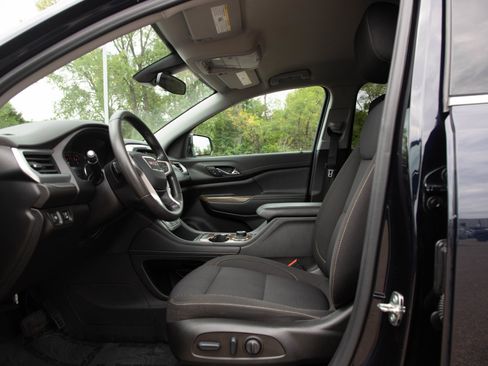 Used 2022 GMC Acadia SLE w/ Driver Convenience Package AWD/4WD image 24