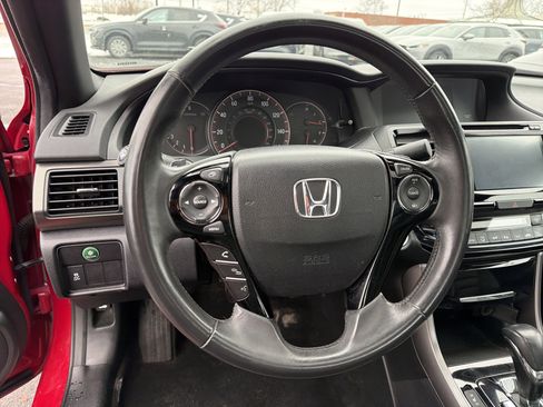 Used 2017 Honda Accord EX-L image 10