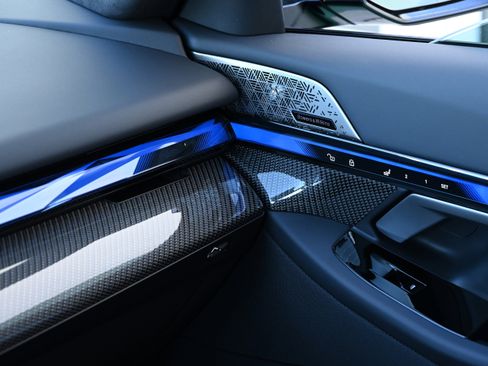 New 2026 BMW M5 Touring image 47