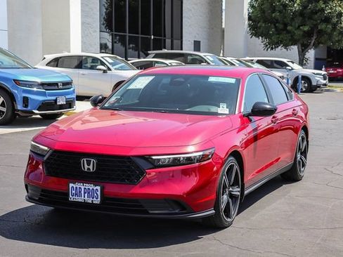 Used 2025 Honda Accord Sport image 5