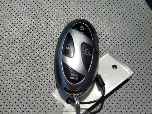 Used 2024 Hyundai Elantra Limited FWD image 33