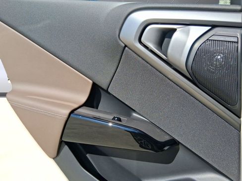 Used 2026 BMW X3 xDrive30 w/ Premium Package image 26