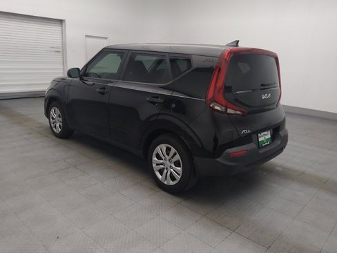 Used 2022 Kia Soul LX FWD image 3