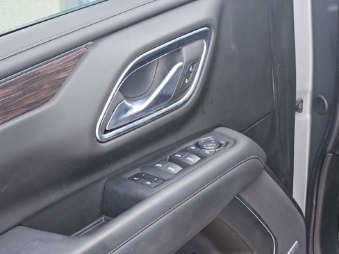 Used 2024 Chevrolet Tahoe Z71 w/ Luxury Package image 12