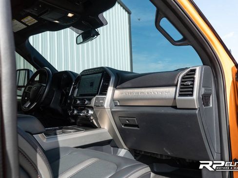 Used 2022 Ford F350 Platinum AWD/4WD image 88