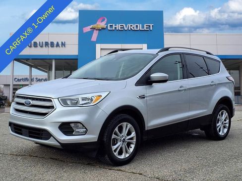 Used 2018 Ford Escape SE w/ Ford Safe & Smart Package image 1