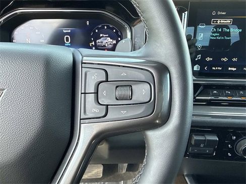 Used 2024 Chevrolet Silverado 1500 High Country image 24